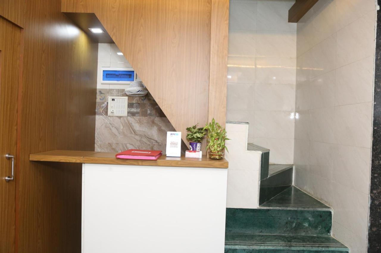 New Super Dormitory Bombay Exterior foto