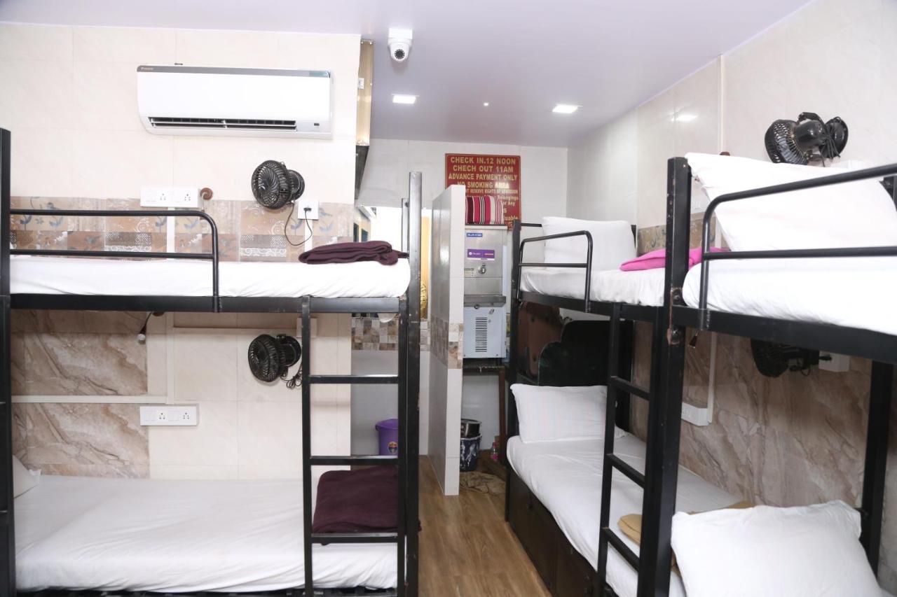 New Super Dormitory Bombay Exterior foto